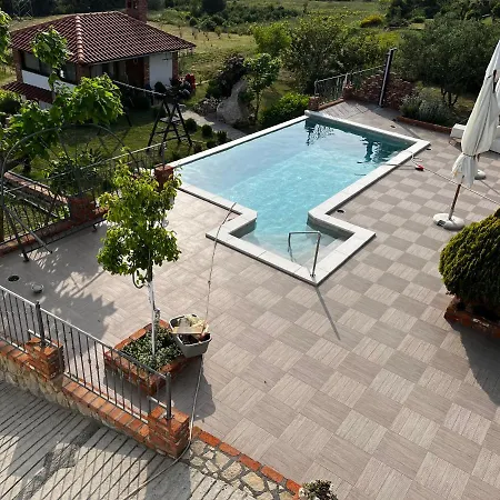 Lidia Apartmán Mundanije