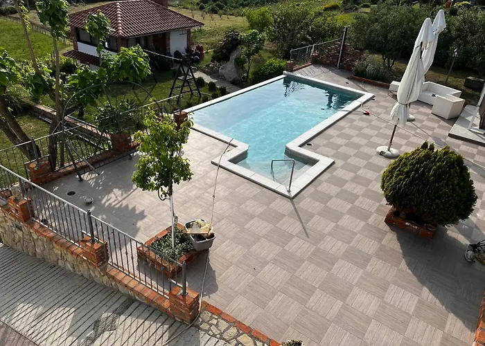 Lidia Apartman Mundanije