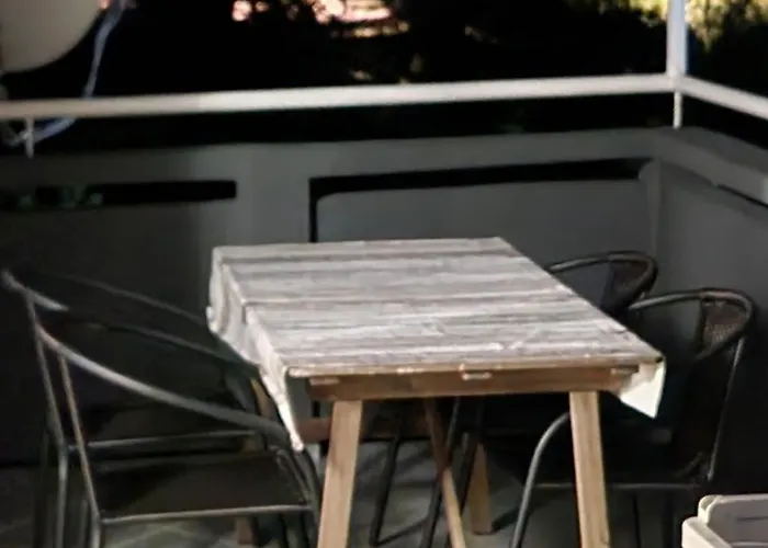 Lidia Apartman Mundanije