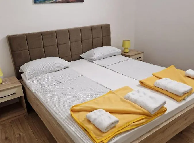 Διαμέρισμα Lidia *